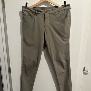 Lululemon ABC Skinny-Fit Pant 33 Waist Beige color